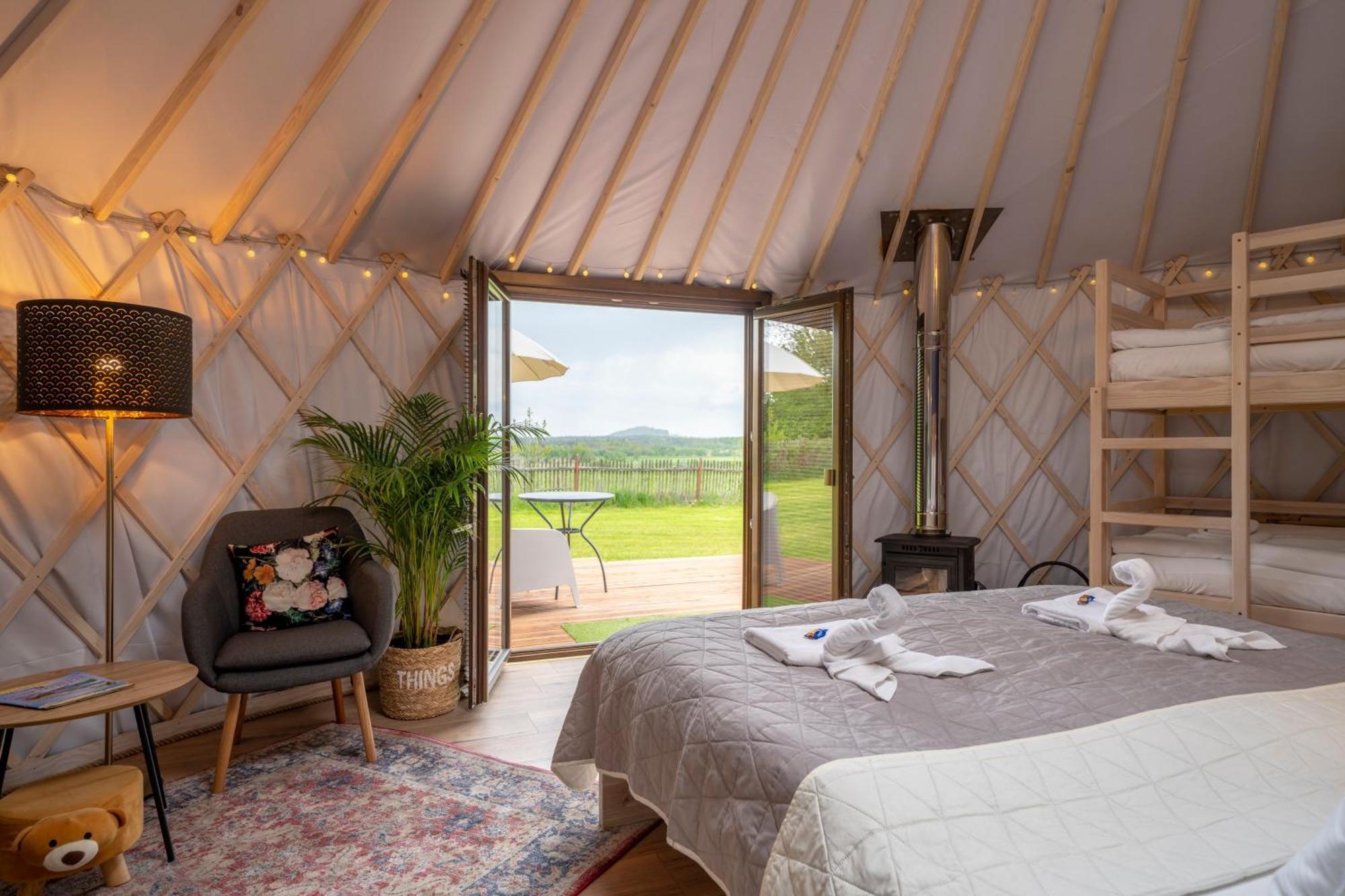 Dom W Domu - Izera Glamping Bed & Breakfast Gajowka  Room photo